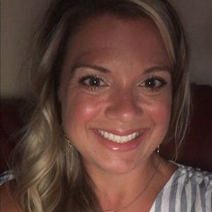 Meet your Posher, Lindsey